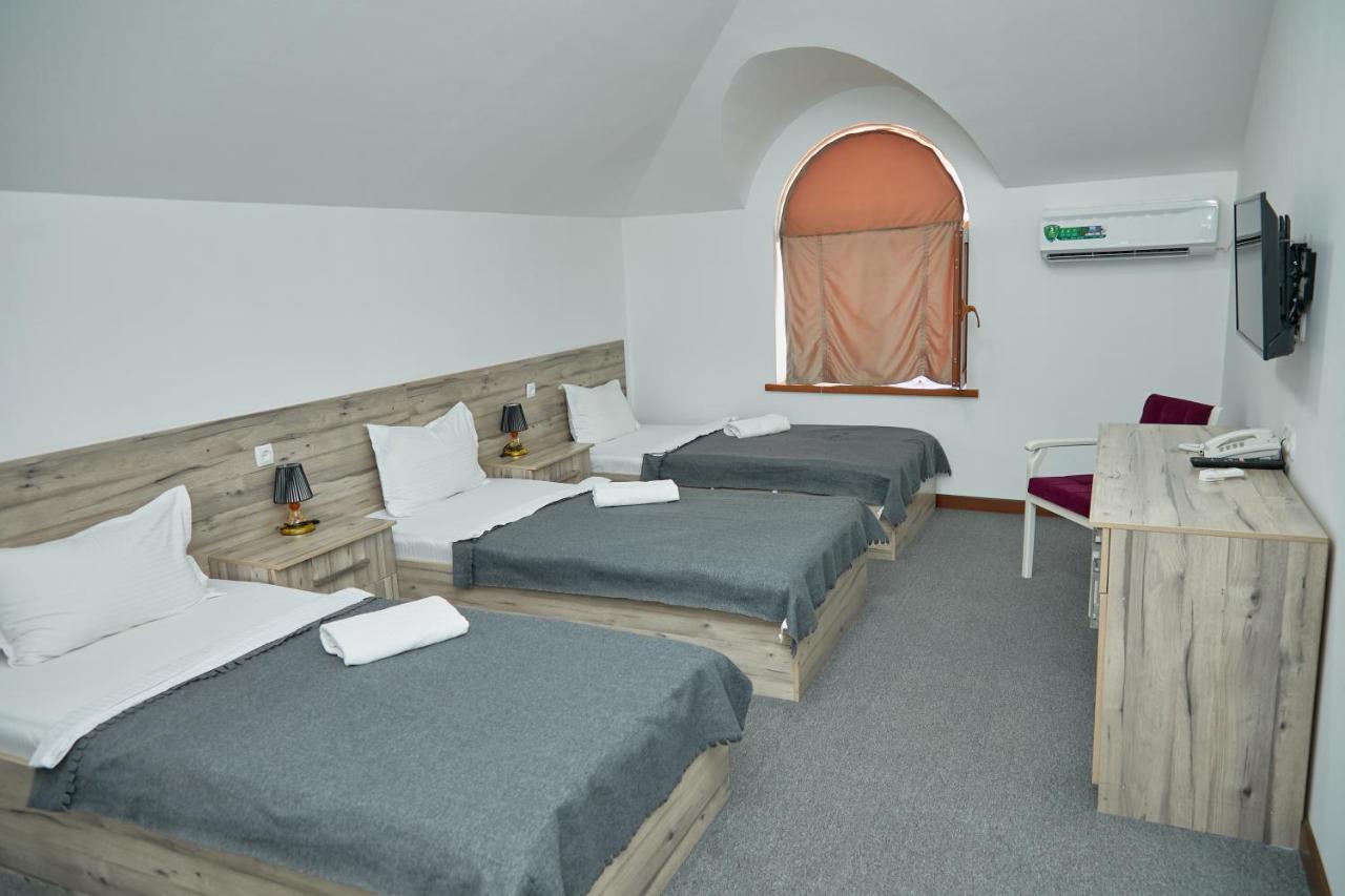 Hotel Muqaddas Samarkand Exteriör bild